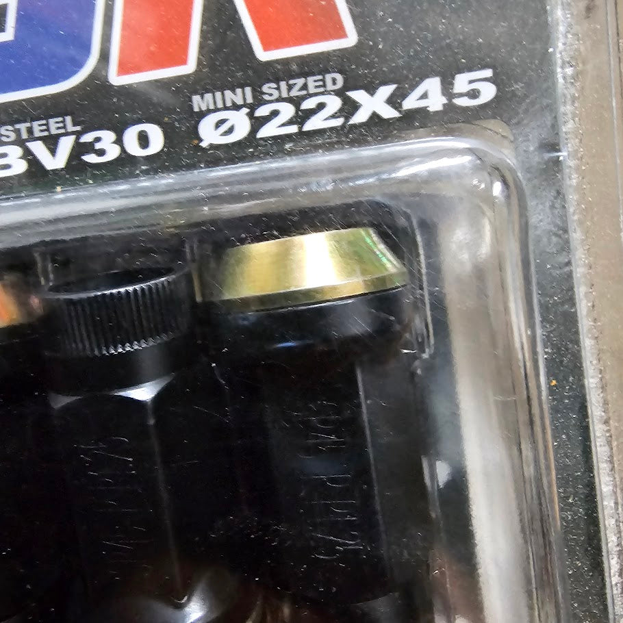 Wheel Mate Muteki SR45R Lug Nut Kit 12x1.25 - Black