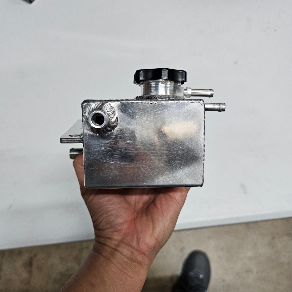 Aluminum Coolant Expansion Tank fits Subaru WRX 2002-2007 / STI 2004-2016 (Ver. 1)