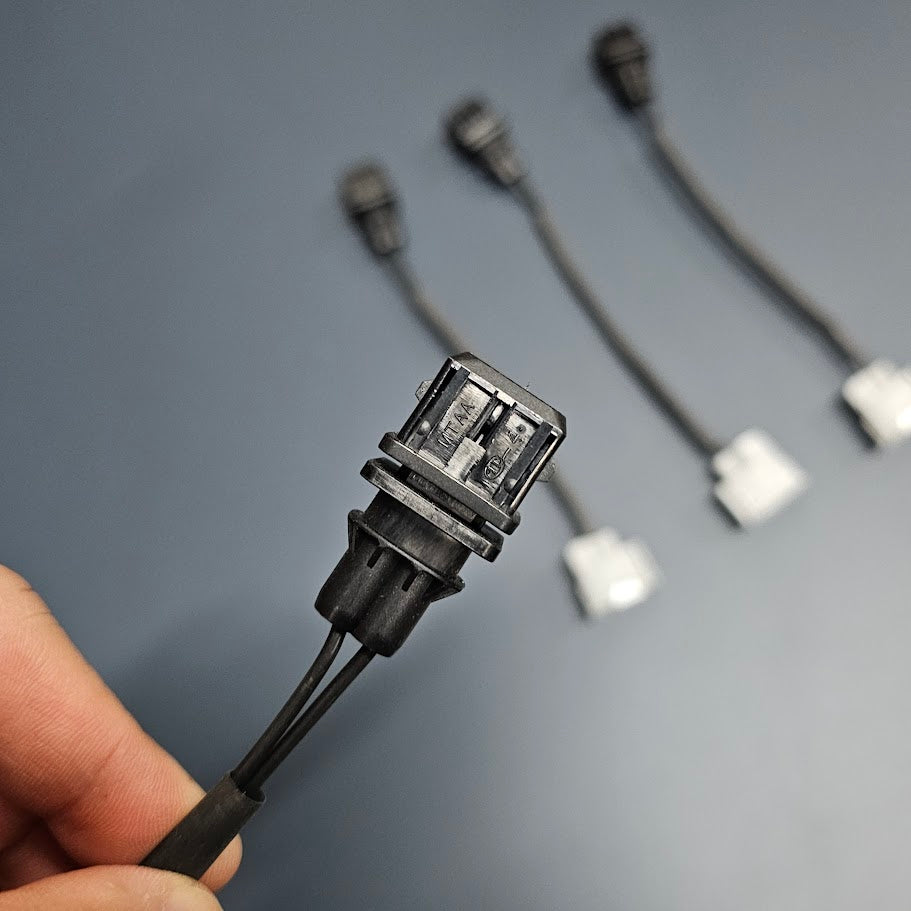 Rywire OBD1 to RDX Injector Jumpers OBD1 Plugs Side View