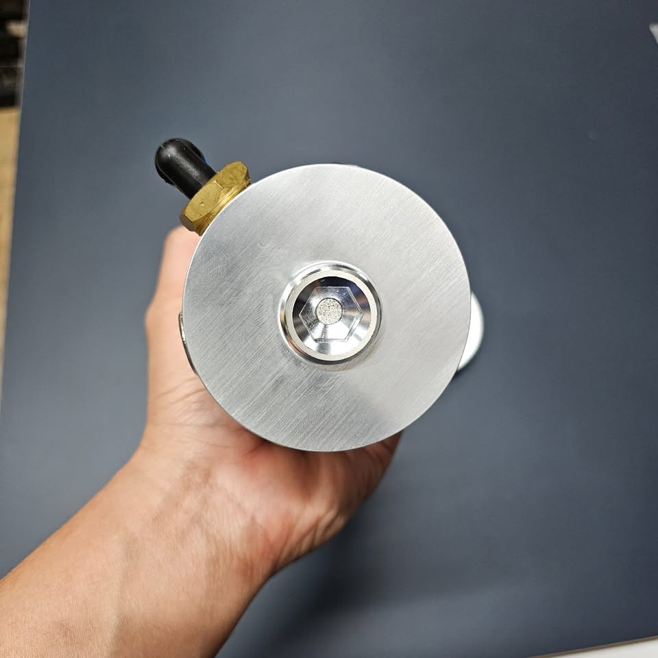 OG Vibrant Oil Catch Can Silver 12688 Drain Bolt Bottom View