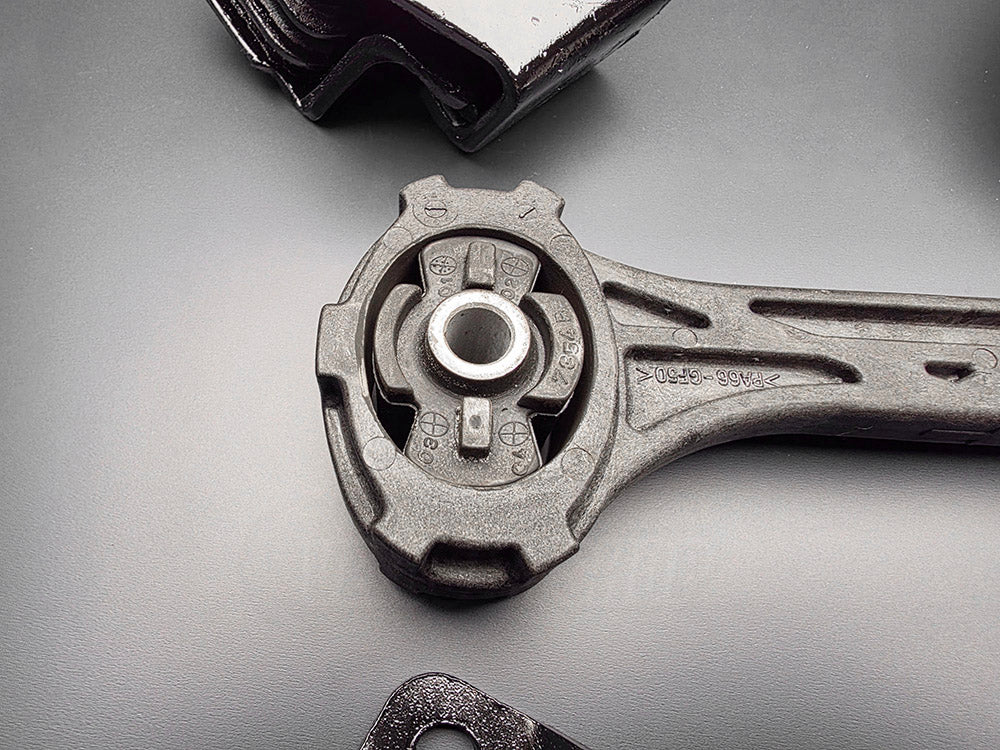 Subaru WRX STI dog bone engine mount upgrade Hardrace performance mounts