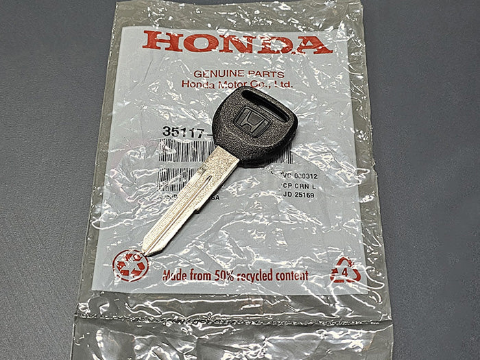 Genuine Honda key blank with H logo ready to cut 35117-SM4-901