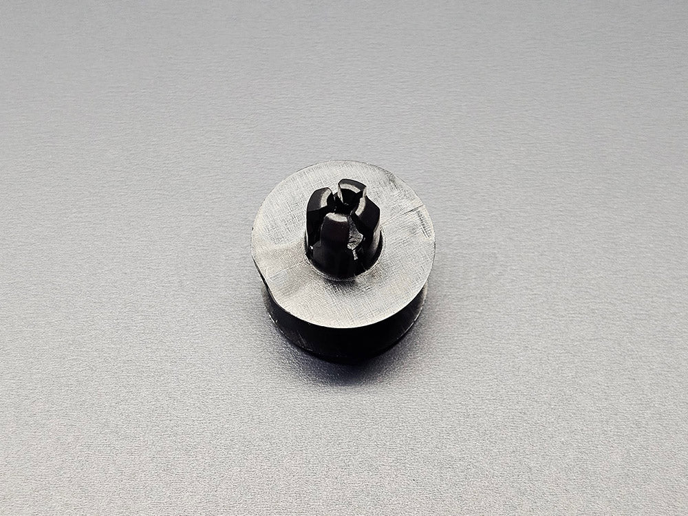 Honda 8mm expanding push clips genuine