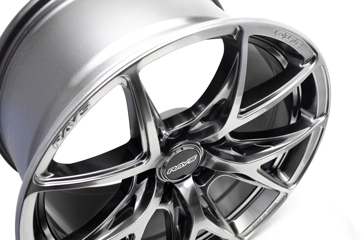 Versus VV21S 18X9.5 +38 5-114.3 Grace Silver