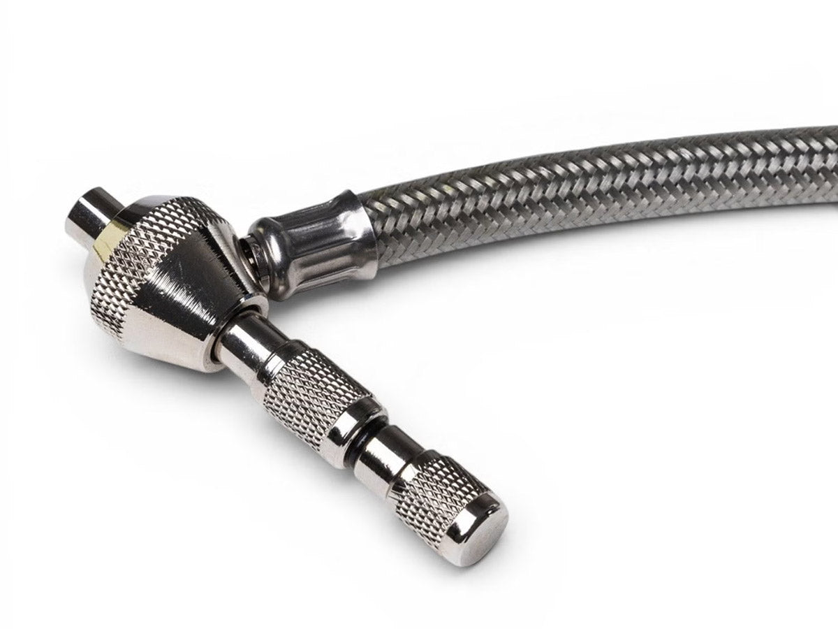 ARB tire deflator with screw-on Schrader valve chuck
