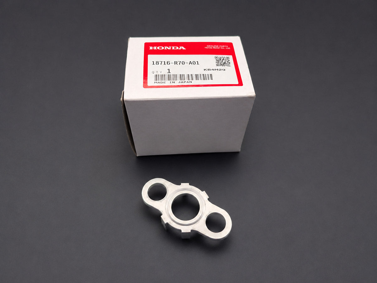 Genuine OEM Honda EGR Pipe Gasket A 18716-R70-A01 with Honda packaging