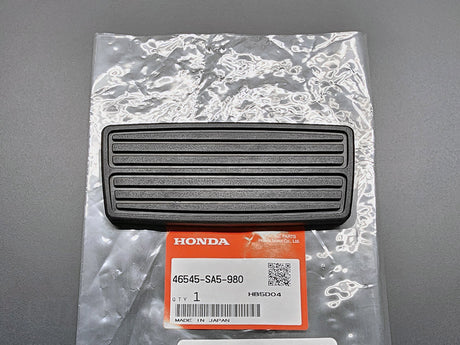 OEM Honda automatic brake pedal cover 46545-SA5-980 – genuine Honda replacement part