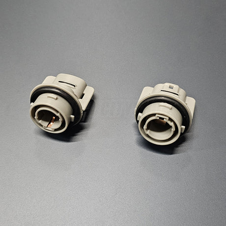 Pair of OEM Honda 33302-ST7-A01 front turn-signal / Reverse Light bulb socket top view