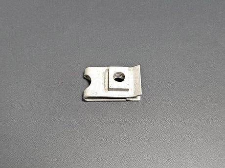 6 mm nut clip for fender or body panel mounting