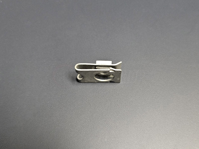 Honda OEM hardware close-up – metal 6mm nut clip 90305-sm4-003