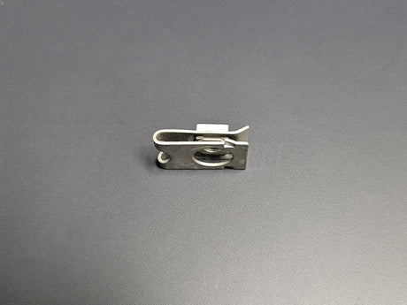 Honda OEM hardware close-up – metal 6mm nut clip 90305-sm4-003