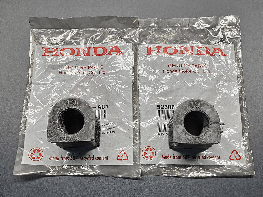 OEM Honda rear sway bar bushings set of 2 for 2007–2011 CR-V on Honda packaging