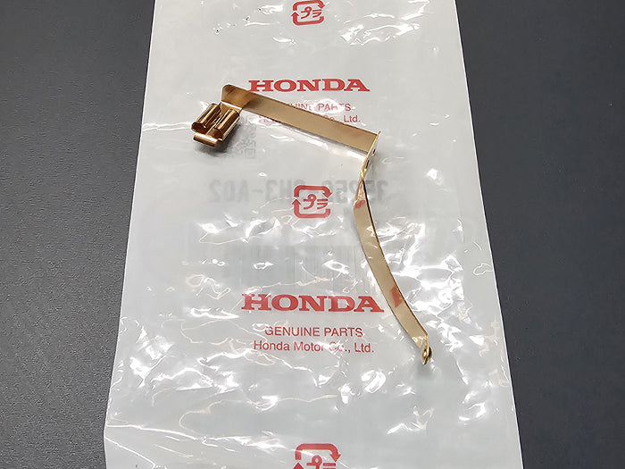 Steering wheel horn connector plug for Civic CRX OEM Honda Packaging