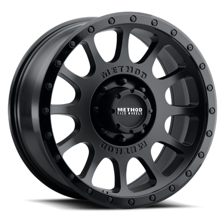 Method 305 NV 8x170 matte black wheel with gloss black lip