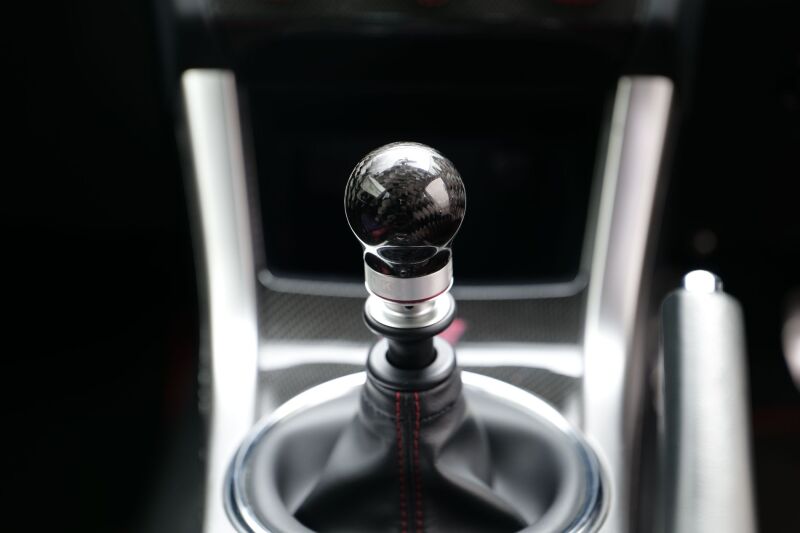 HKS 51999-AF001 47mm carbon shift knob front view