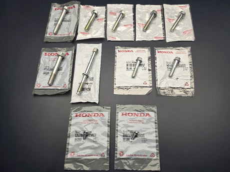 OEM Honda K20A2 K20Z1 K20Z3 transmission starter and clutch inspection cover bolt kit diagram